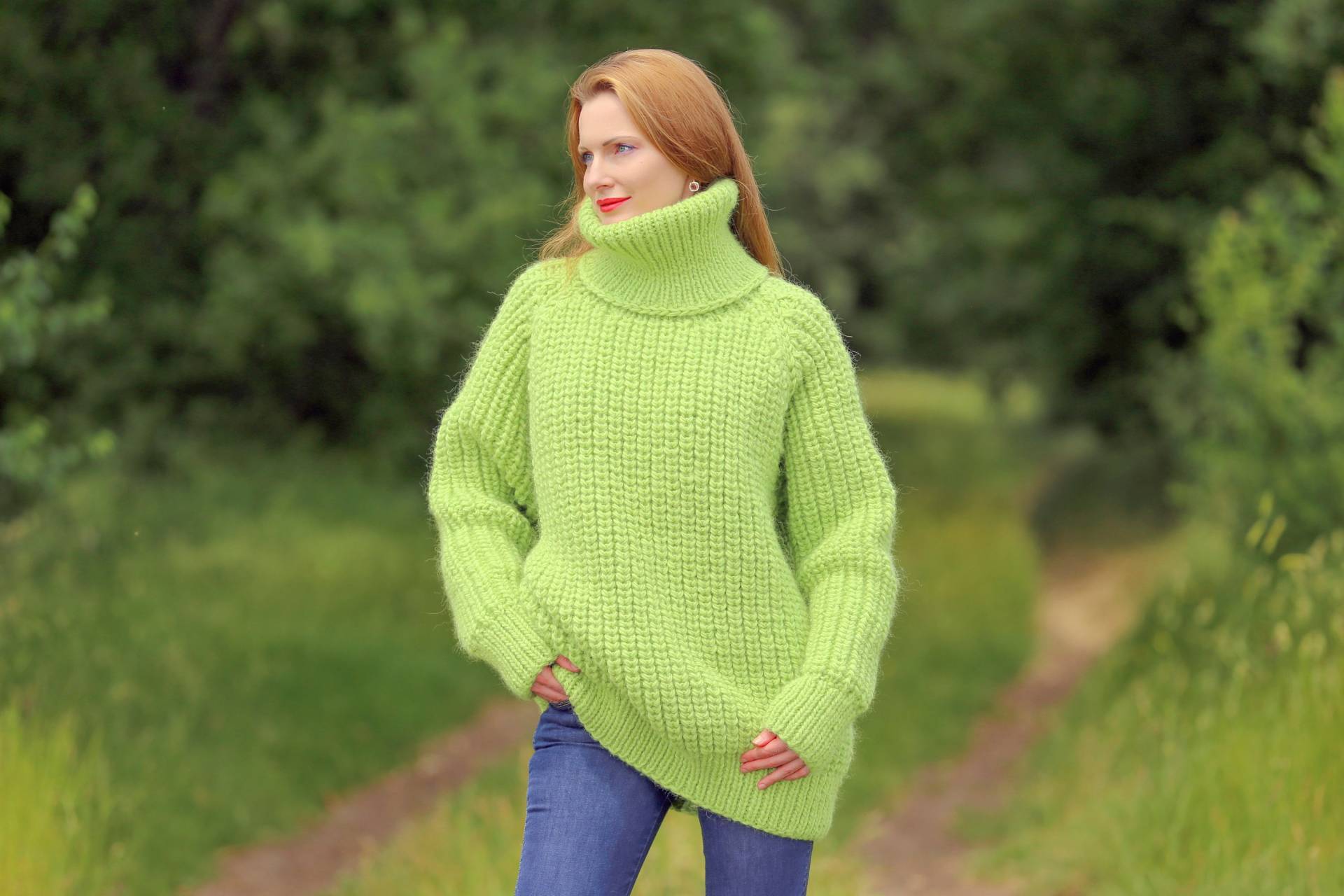 Thick Wool Sweater von SUPERTANYA