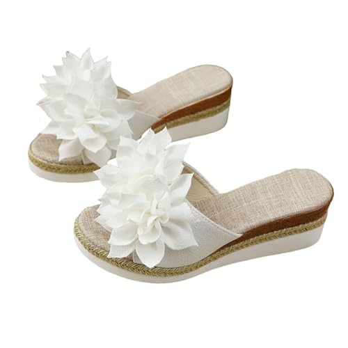 SUPTTING Damen Pantolette Bequem Elegant Slipper Flacher Absatz Offene Form Sandale Romantisch Boho Stoffblumen-Applikation Rutschfeste Sohle Hausschuh Sommer für Hochzeit SUPTTING Damen Pantolette Bequem Elegant Slipper Flacher Absatz Offene Form Sandale Romantisch Boho Stoffblumen-Applikation Rutschfeste Sohle Hausschuh Sommer für Hochzeit von SUPTTING