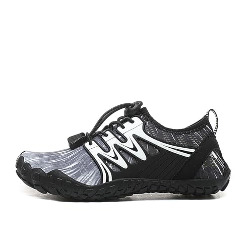 SUPTTING Kinder Wasserschuh Leicht Flexibel Barfußschuh Schnelltrocknend rutschfeste Sohle Strandschuh Sportlich Funktional Mesh-Gewebe Verstellbarer Riemen Aquasocke Sommer für Strand SUPTTING Kinder Wasserschuh Leicht Flexibel Barfußschuh Schnelltrocknend rutschfeste Sohle Strandschuh Sportlich Funktional Mesh-Gewebe Verstellbarer Riemen Aquasocke Sommer für Strand von SUPTTING