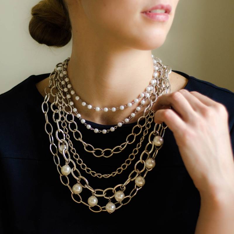 Lätzchen Halskette Perlen, Bib Juni Geburtsstein, Layered Set von SURstudio