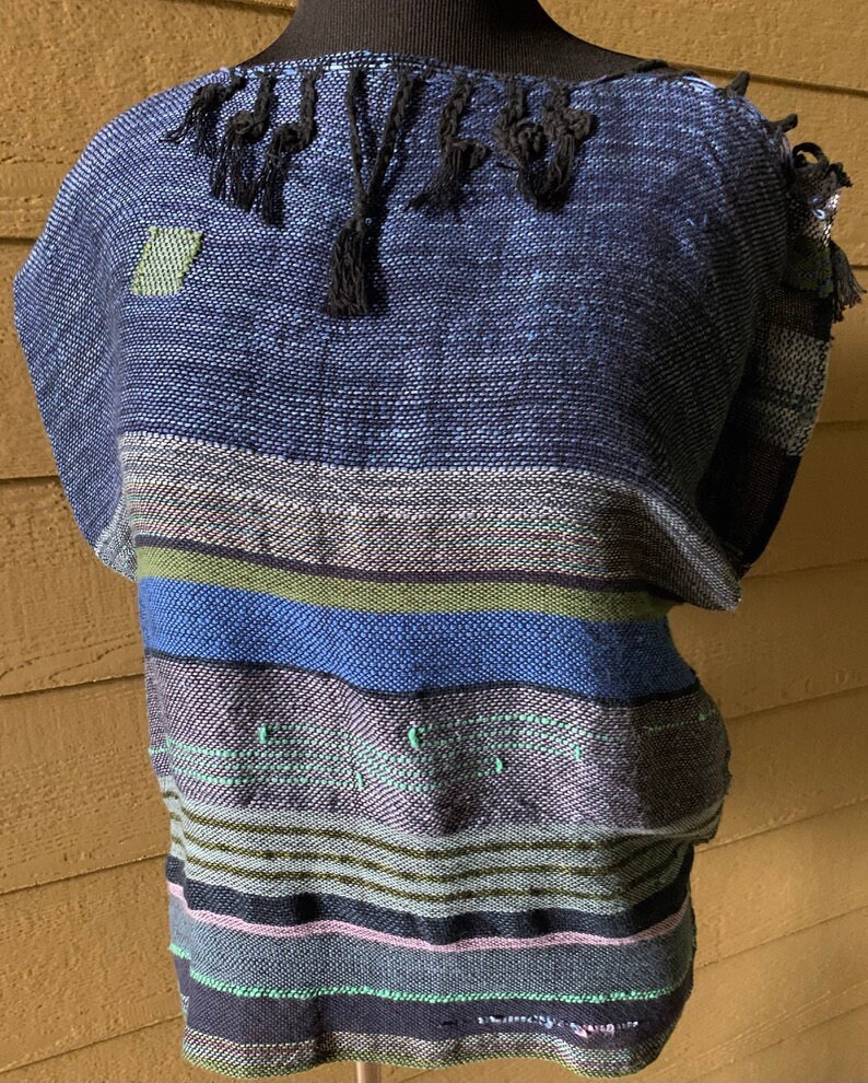 Handgewebtes Improvisiertes Freestyle Top - "Blue Notes" von SWHFiberWorks