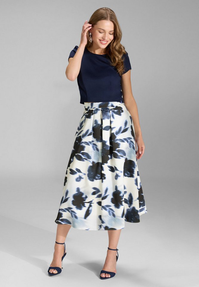 SWING Chiffonbluse - Oberteil aus Scuba mit kurzen Ärmeln Figurbetonte Passform von SWING