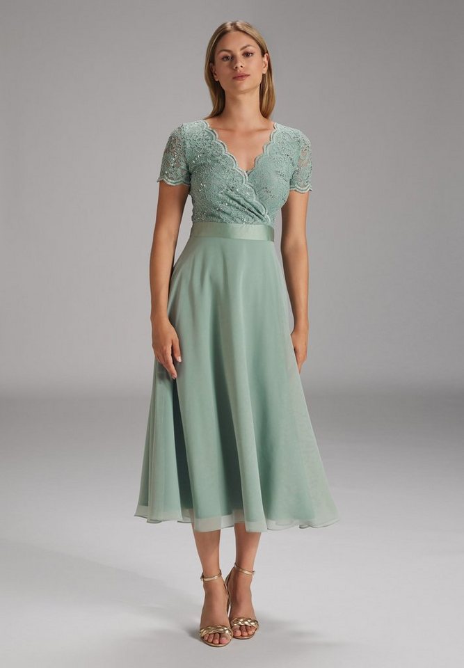 SWING Sommerkleid Taillierter Schnitt mit ausgestelltem Rockteil von SWING