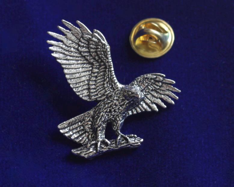 Hawk Pewter Anstecknadel Mit Geschenkbeutel von SWORLDesigns
