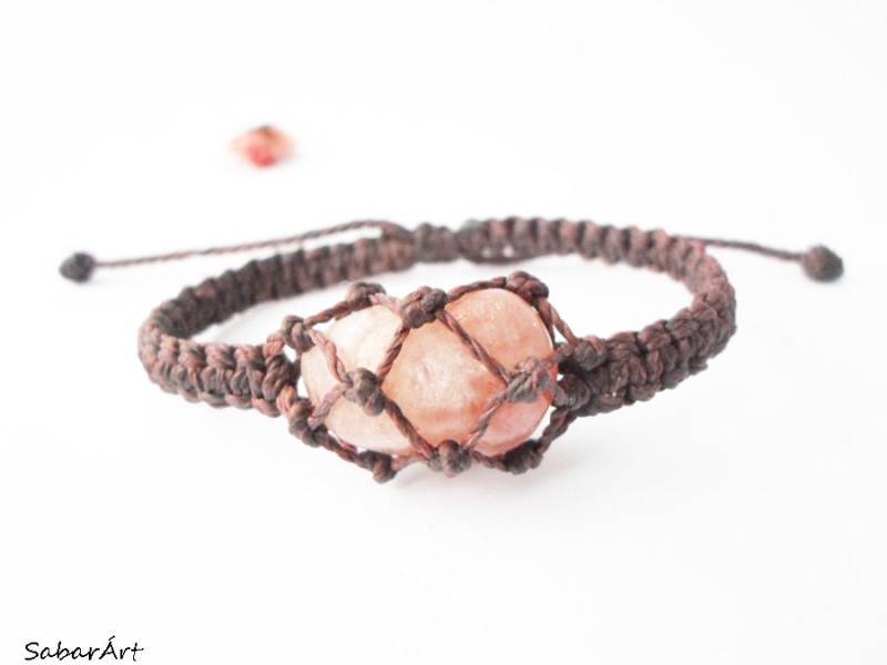 Sonnenstein Makramee Armband Boho Kristall Heilschmuck Sonnenstein Makramee Armband Boho Kristall Heilschmuck von Sabarart