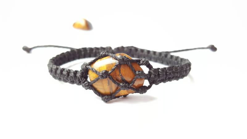 Tigerauge Makramee Armband Verstellbarer Schutz Schmuck Tigerauge Makramee Armband Verstellbarer Schutz Schmuck von Sabarart