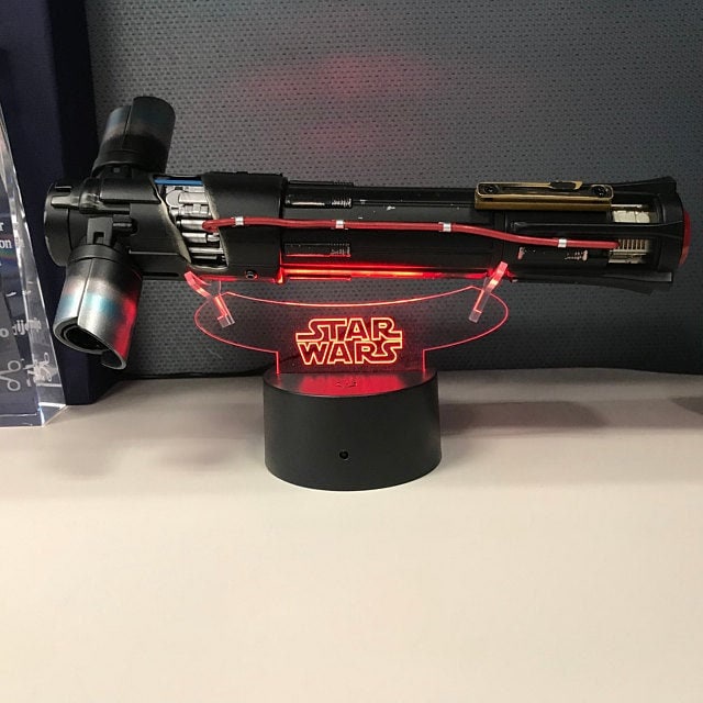 Led Lichtschwertständer, Galaxy Es Edge Acryl Lichtschwert Display von SaberSleeves