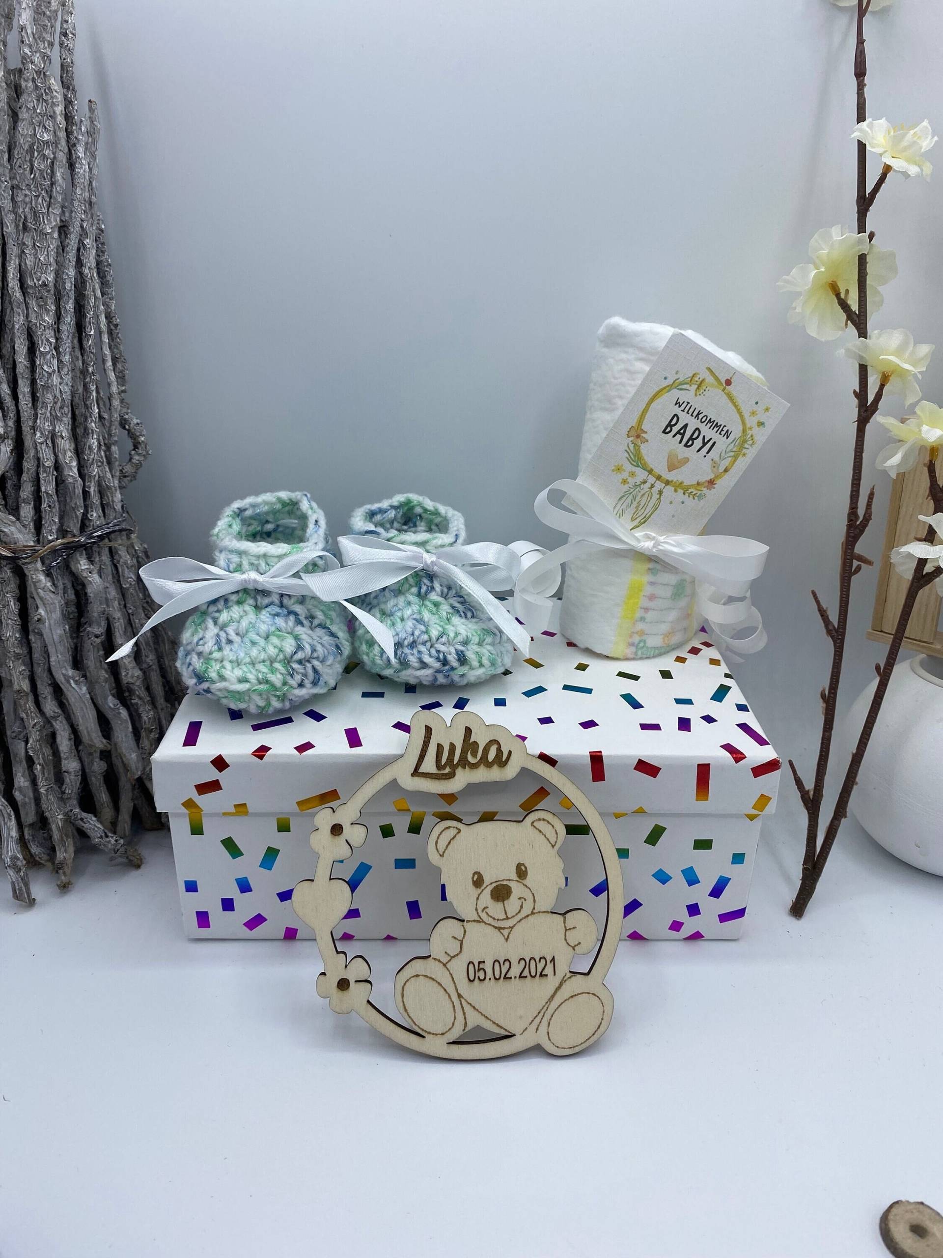 Babygeschenk von SabinesMaschenpalast