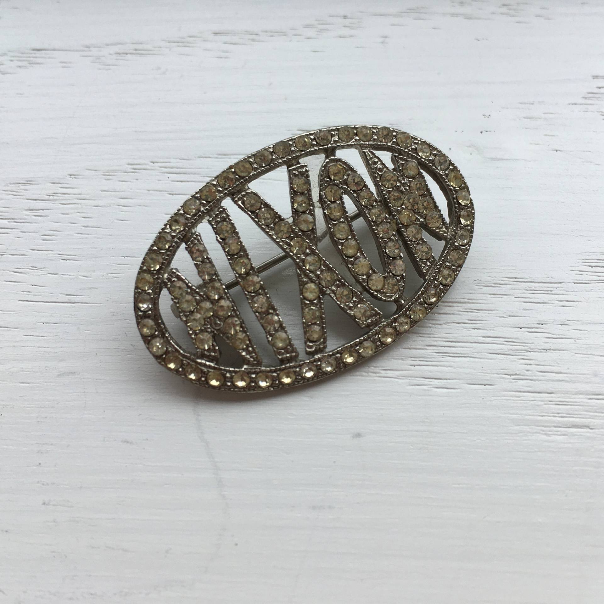 Jahrgang Nixon Strass Pin/Brosche Jahrgang Nixon Strass Pin/Brosche von SadDachshundVintage