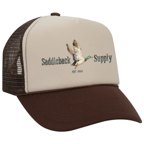 Saddleback Supply Trucker-Hut-Kollektion aus Schaumstoff, Braun/Hellbraun/Shoot 'Em Logo, Einheitsgröße Saddleback Supply Trucker-Hut-Kollektion aus Schaumstoff, Braun/Hellbraun/Shoot 'Em Logo, Einheitsgröße von Saddleback Supply