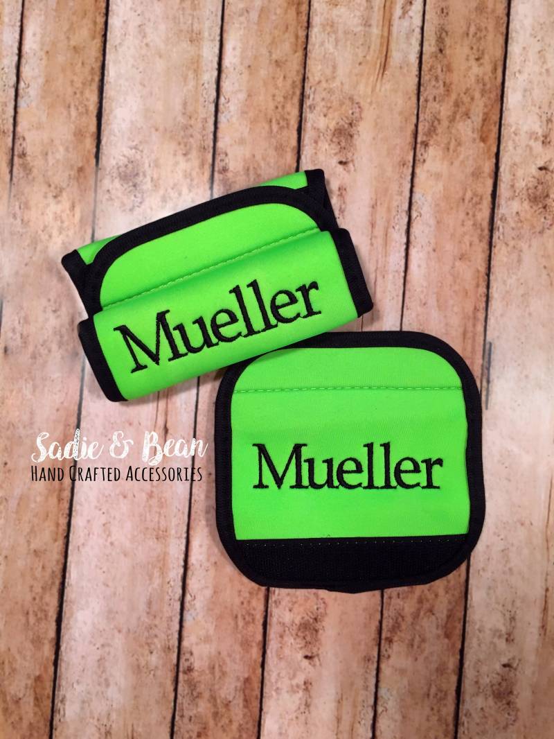 Monogrammierte Gepäckaufbewahrung, Monogramm Gepäckgriffhülle, Personalisierte Gepäckverpackung, Monogrammierte Gepäckanhänger, Gepäckanhänger Monogrammierte Gepäckaufbewahrung, Monogramm Gepäckgriffhülle, Personalisierte Gepäckverpackung, Monogrammierte Gepäckanhänger, Gepäckanhänger von SadieAndBeanBoutique