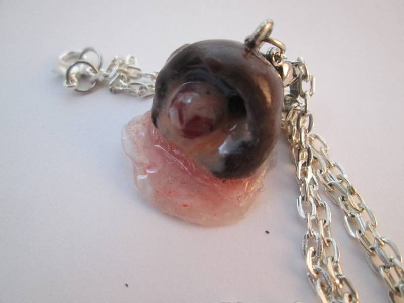 Handgemachte Halskette Aus Polymer Clay Mit Kirschblüten von SadieBugCouture