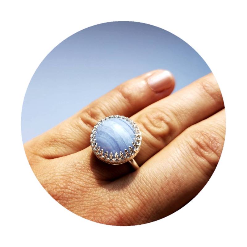 Silberring Mit Chalcedon | Ring Stein Edelsteinring Geschenk Für Frauen von SadjahaJewellery