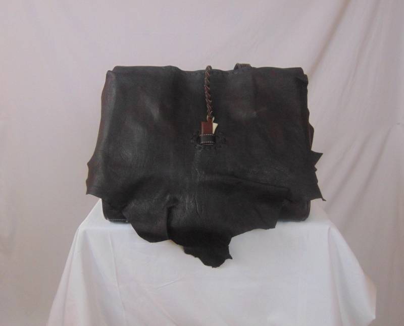 Schokoladen-Ledertasche, Handgemachte Tasche, Lederumhängetasche, Top Griff Geschenke Für Sie, Schloss von Sadour