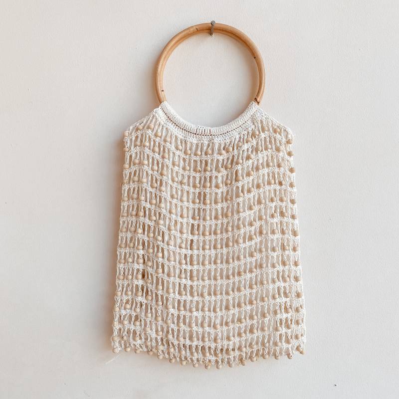 Handgemachte Boho Tasche Bali Makramee Holzperlen Baumwolltasche Rattanhenkel Sommertasche von SaeHomeDecor