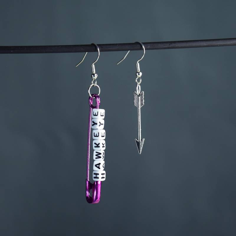 Hawkeye Pfeil Sicherheitsnadel Ohrringe - Clint Barton von SafetyNetShop