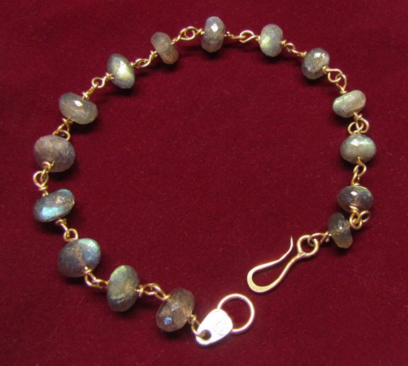 Labradorit Und Gold-Armband Labradorit Und Gold-Armband von SageArt