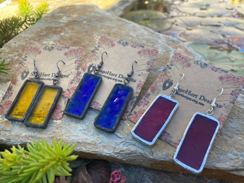 Rechteckige Glasohrringe von SageHartDesigns