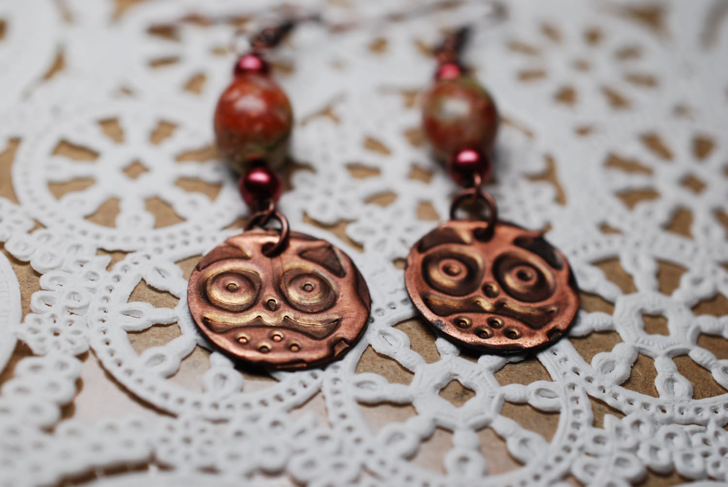Geprägte Kupfer - Eule Jasper Ohrringe Geprägte Kupfer - Eule Jasper Ohrringe von SageMoonDesign
