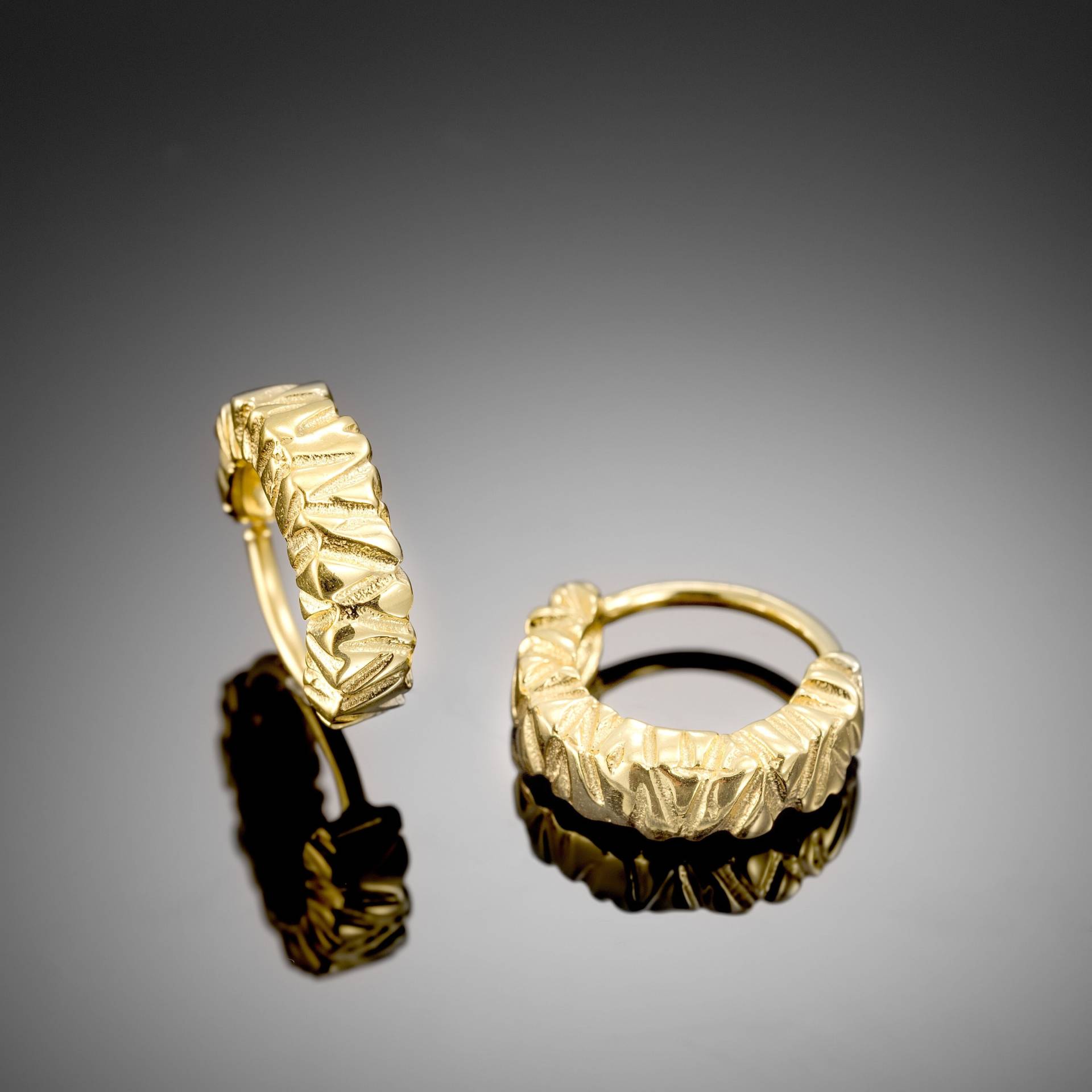 Gold Septum Ring, Für Mann, Piercing, Big 18G Stammes-Septum Helix Hoop, Tragus Piercing von Sagia