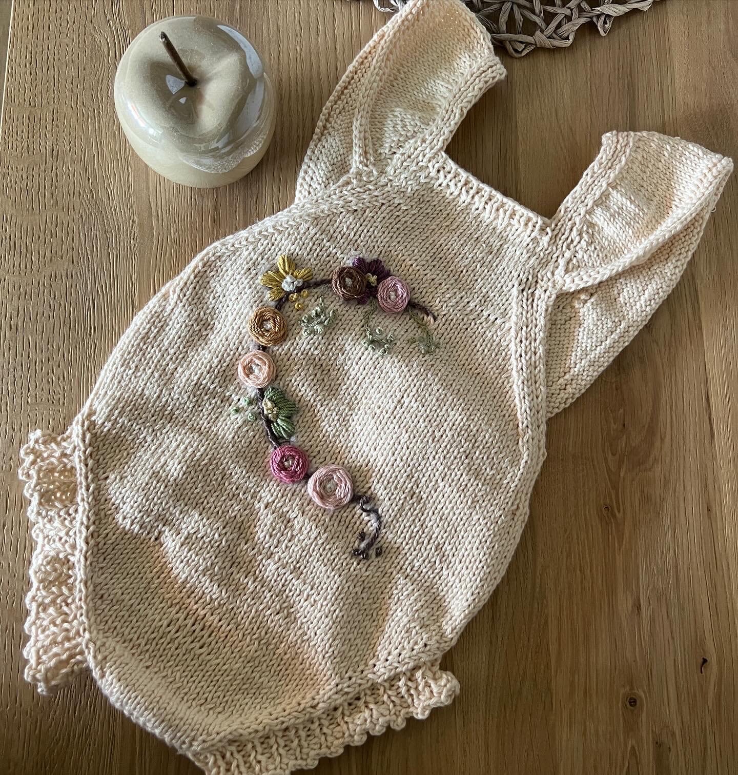 strampler Bestickt Sommer Blumen strampler Bestickt Sommer Blumen von SaharAtelier
