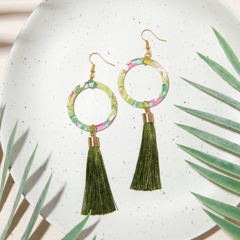 Lange Quastenohrringe - Statement-Ohrringe Handwerker Schmuck Boho Ohrringe Baumelnde Tropfen-Ohrringe Grüne von SaharasEssentials