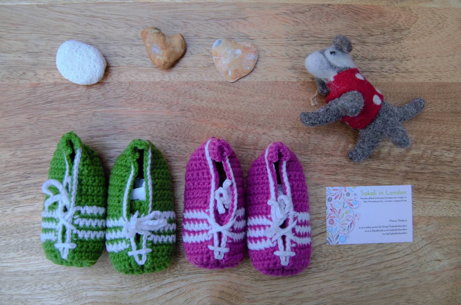 Handgehäkelte Babyboots, 3-12 Monate, Fair Trade von Sakaliinlondon