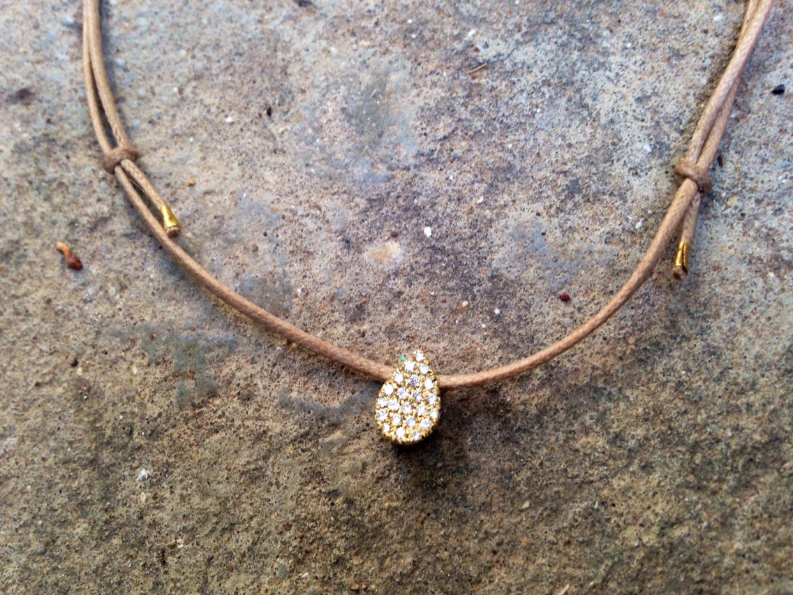 14K Gold Diamant Birne Tropfen Halskette Handgemachter Hochzeitsschmuck von SalOmeaJeWelry