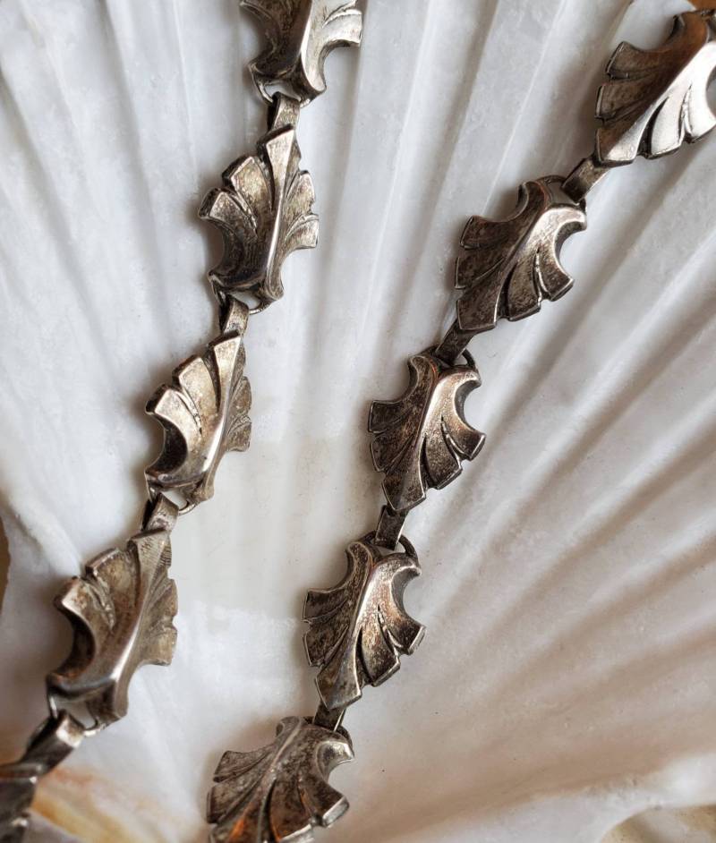 Gestempelte Fleur De Lis Halskette Aus Silber 925 - Vintage Schmuck Gestempelte Fleur De Lis Halskette Aus Silber 925 - Vintage Schmuck von Salemsdestash