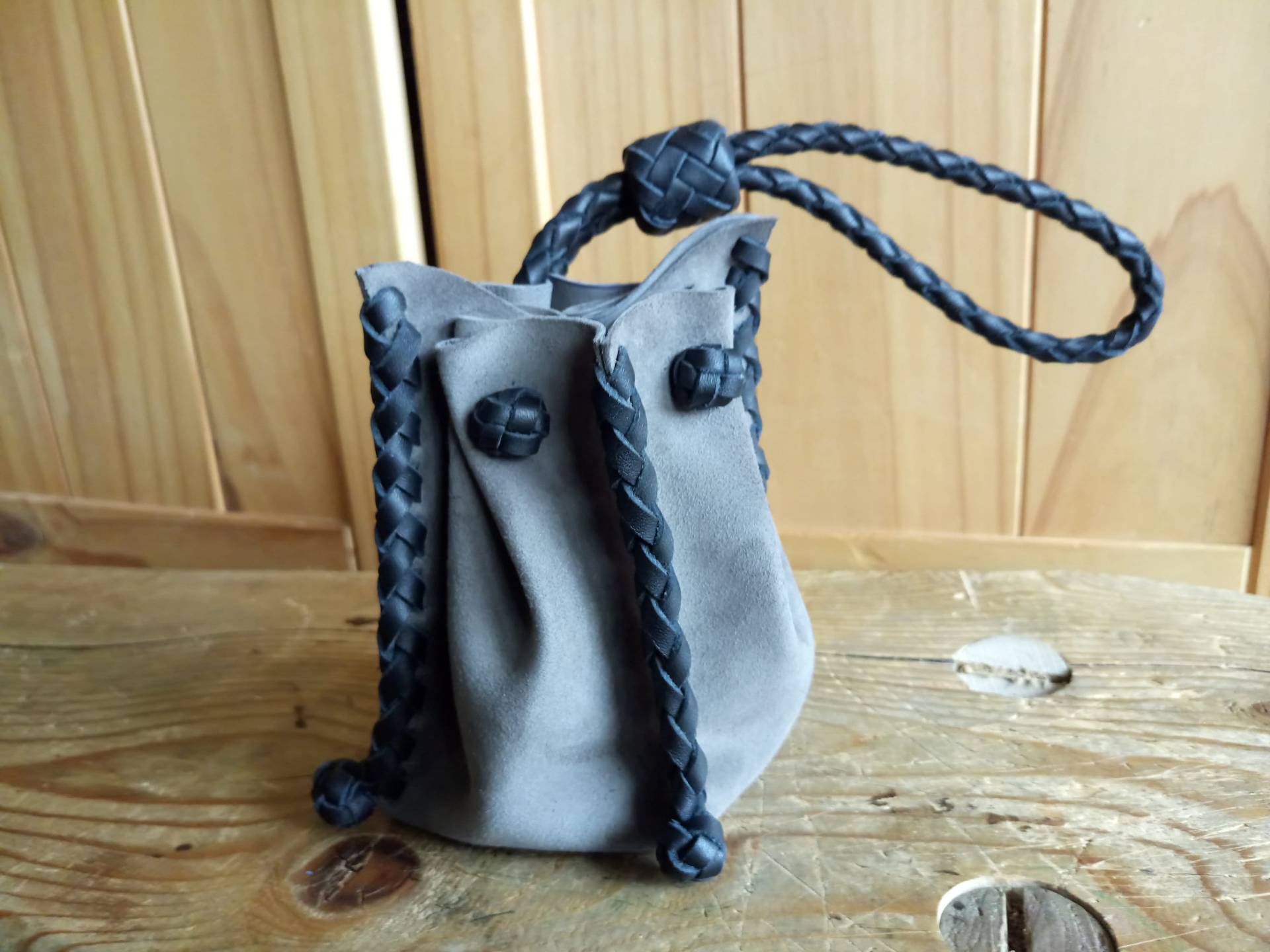Handgemachte Ledertasche & Geldbörse, Handgefertigte Wildledertasche, Gürteltasche, Eule Ledertasche, Amuletttasche Handgemachte Ledertasche & Geldbörse, Handgefertigte Wildledertasche, Gürteltasche, Eule Ledertasche, Amuletttasche von SaliCraftProducts