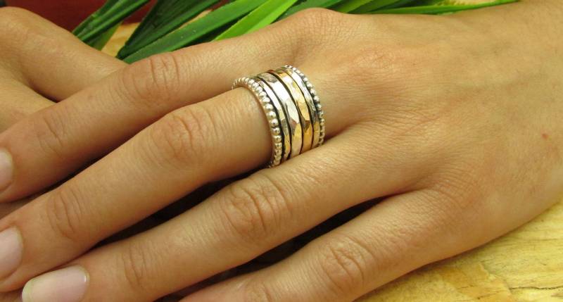 14K Gold Und Silber Spinner Ring, Zweifarbiges Band, Breites Ehering, Meditationsring, Drehbarer Spinnring, Statement Sorgenring von SaliJewelry