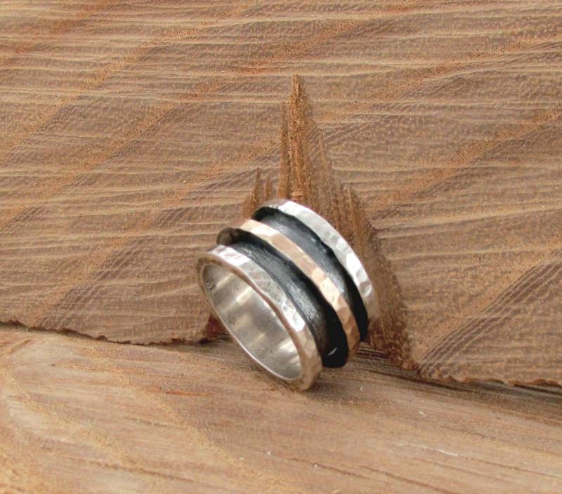 Einzigartiger Breiter Band Ring, Silber Spinner Ring, Gemischter Metall Meditation Gehämmerter Boho Schmuck, Ringe Für Frauen, Liebe Geschenk von SaliJewelry