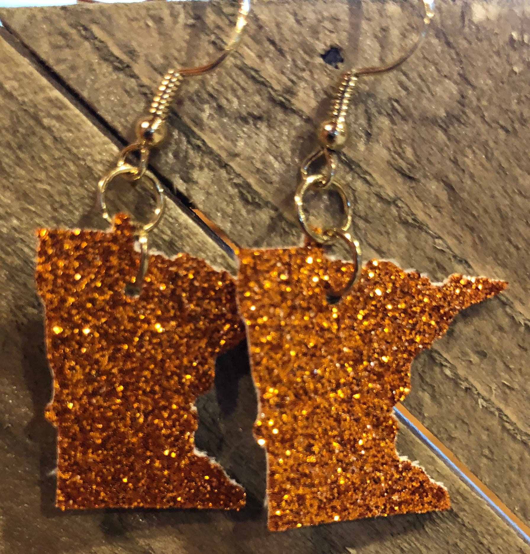 Mn Golden Gophers Glitzernden Umriss Ohrringe Mn Golden Gophers Glitzernden Umriss Ohrringe von SallieLoon