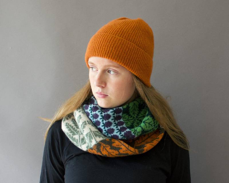 Woodland Walks Schal Aus Gestrickter Lammwolle Woodland Walks Schal Aus Gestrickter Lammwolle von SallyNencini