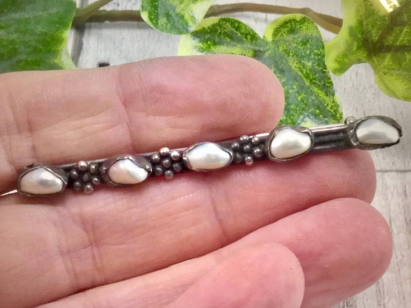 Feinsilber Und Perlenbrosche Mit Blumendesign von SallySales