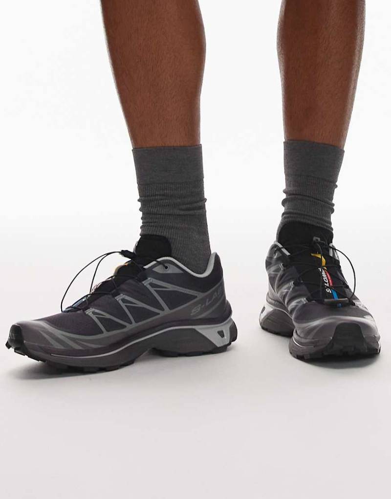 Salomon - XT-6 - Sneaker in Nine Iron und Plum-Lila von Salomon