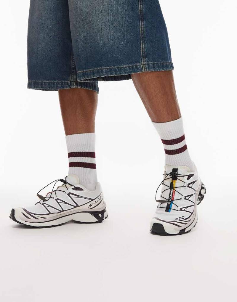 Salomon - XT-6 - Sneaker in Weiß und Plum Perfect von Salomon