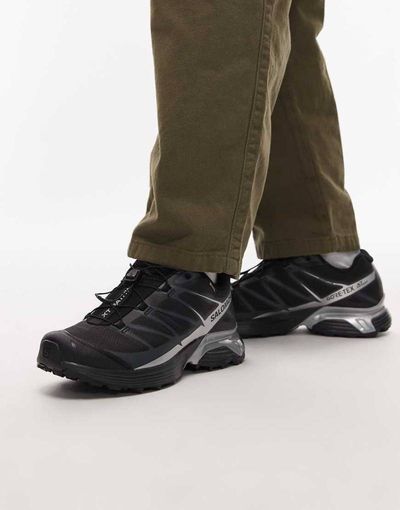 Salomon - XT-Pathway GTX - Sneaker in Schwarz und Silber von Salomon