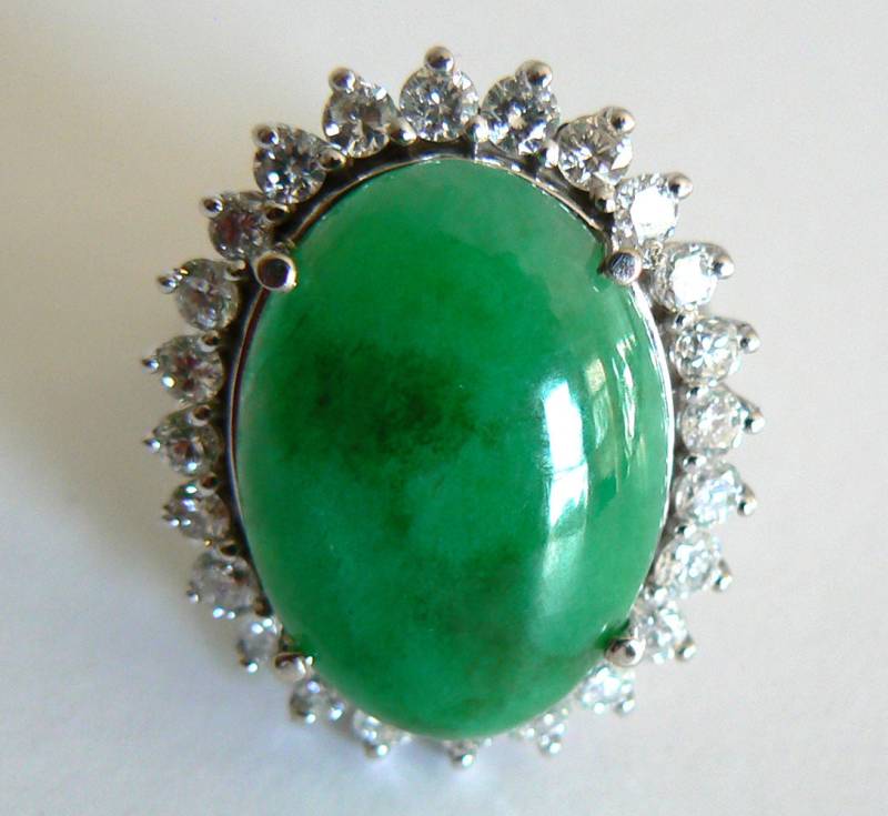 Gia Certified Cabochon Jadeit Jade Ring 14K Gold Grade A Vintage Antik von SalonClassique