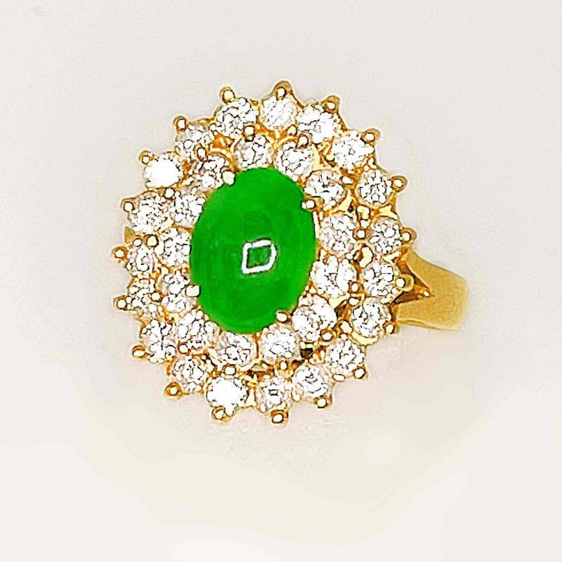Außergewöhnlicher Grüner Jade Diamant 18K Gold Ring Unikat Jadeit Halo Verlobungsring Außergewöhnlicher Grüner Jade Diamant 18K Gold Ring Unikat Jadeit Halo Verlobungsring von SalonUber