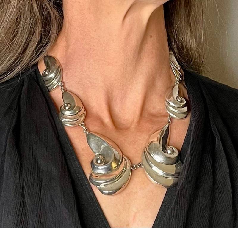 Lange Silberkette Schmetterling Halskette Schmuck 1980Er Jahre Lange Silberkette Schmetterling Halskette Schmuck 1980Er Jahre von SalonUber