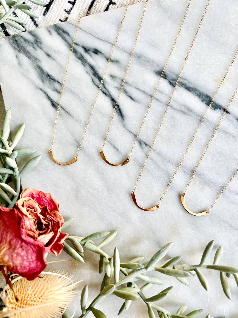 Handgemachte Smile Halskette 14K Gold Fill Oder Sterling Silber von SaltWaterDesignsNY