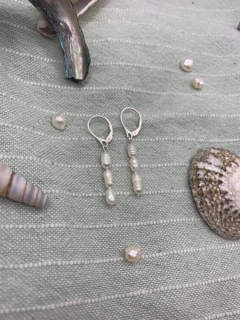 Süßwasserperle 925 Silber Ohrringe, Natürlicher Damenschmuck Für Ozeanliebhaber, Ein Perfektes Handgemachtes Geschenk Sie von SaltyDreamers