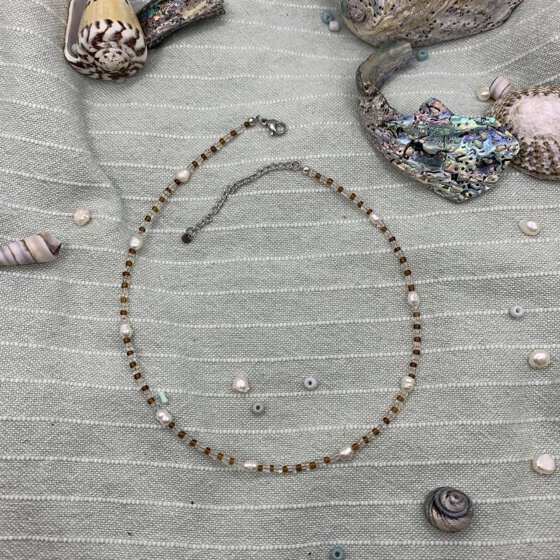 Süßwasserperlen Und Glasperlen Halskette Silber, Süßer Frauen Schmuck Für Ozean Liebhaber, Ein Handgemachtes Geschenk Sie von SaltyDreamers