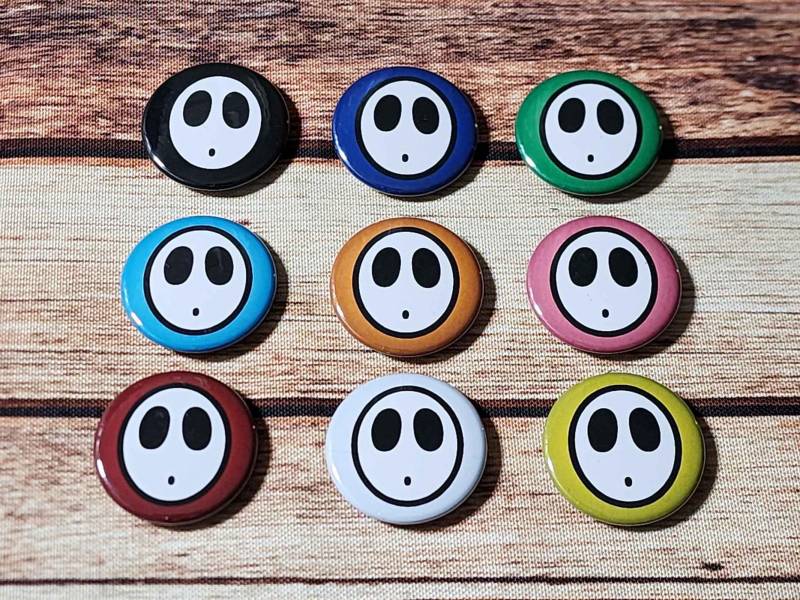 Shy Guy 3, 8 cm Buttons Set Shy Guy 3, 8 cm Buttons Set von SaltySaber