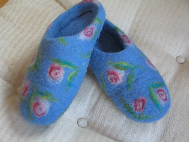 Damen Filzpantoffeln Filzschuhe Handgefilzte Rosen Hauschuhe von SalueFilz