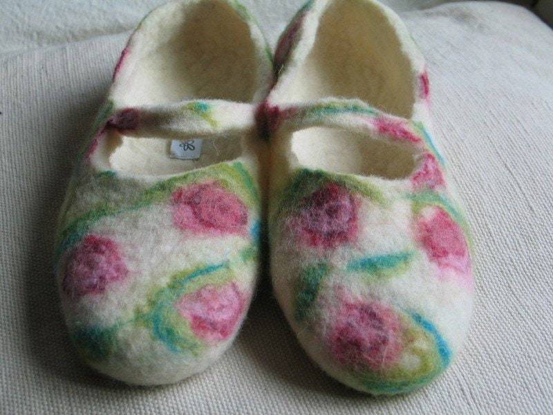 Damen Filzschuhe Ballerina Rosen, Extra Dünner Filzschuh, Filzpantoffeln Hausschuh Damen Filzschuhe Ballerina Rosen, Extra Dünner Filzschuh, Filzpantoffeln Hausschuh von SalueFilz