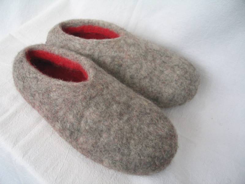 Filzpantoffeln Gr.36-47 Filzschuhe Puschen Finken Hausschuhe Damen Grau Herren Hüttenschuhe Filzsohle Gummisohle Filz Wolle von SalueFilz
