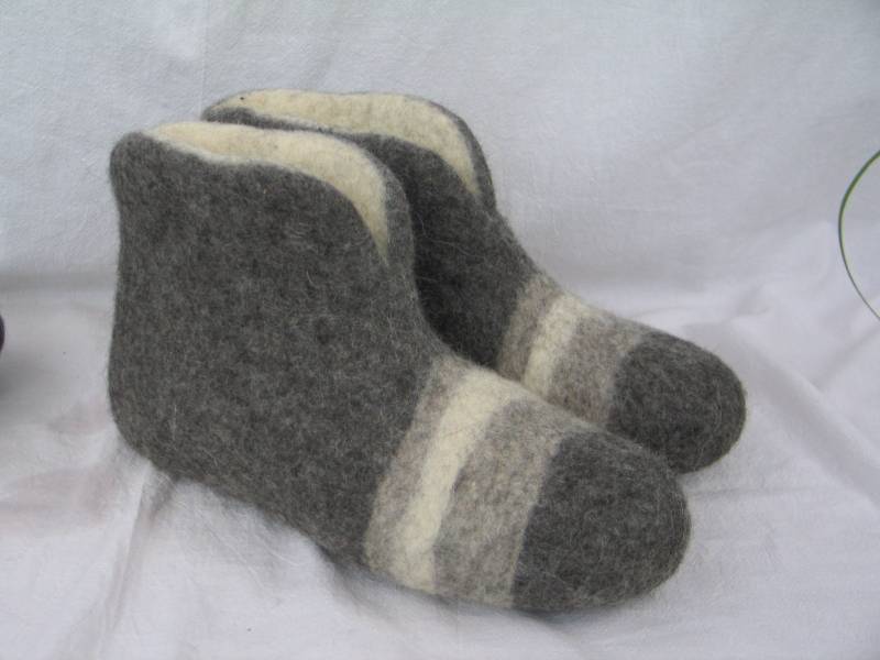 Herren Filzpantoffeln Filzschuhe Hägard Hausschuhe Hüttenschuhe Valenkis Gr.38-47 Grau Wollweiss Herren Filzpantoffeln Filzschuhe Hägard Hausschuhe Hüttenschuhe Valenkis Gr.38-47 Grau Wollweiss von SalueFilz