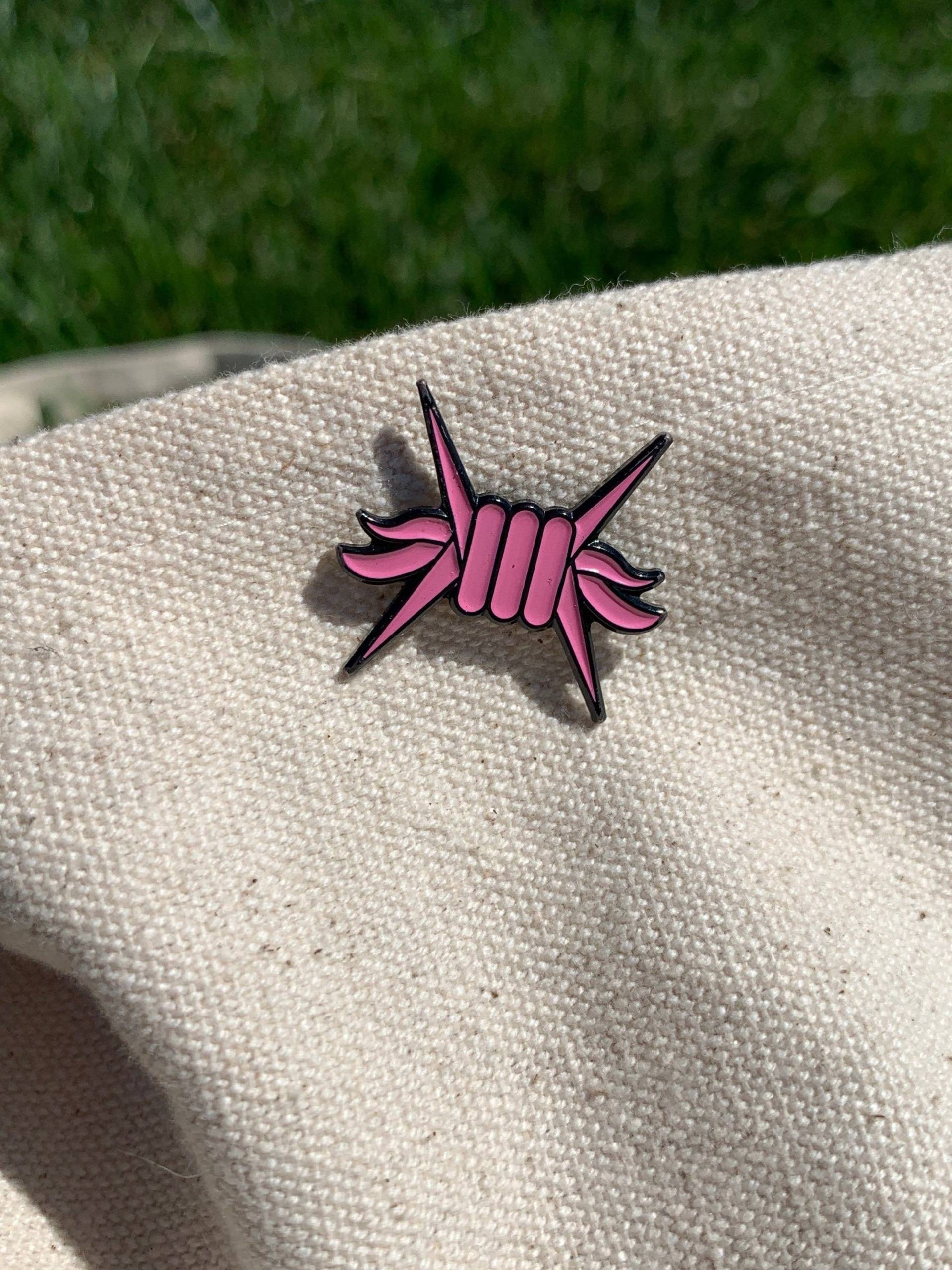 stacheldraht Emaille Pin | Zubehör stacheldraht Emaille Pin | Zubehör von SalvDalleStudios